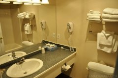 Suite with Bedroom and Kitchenette